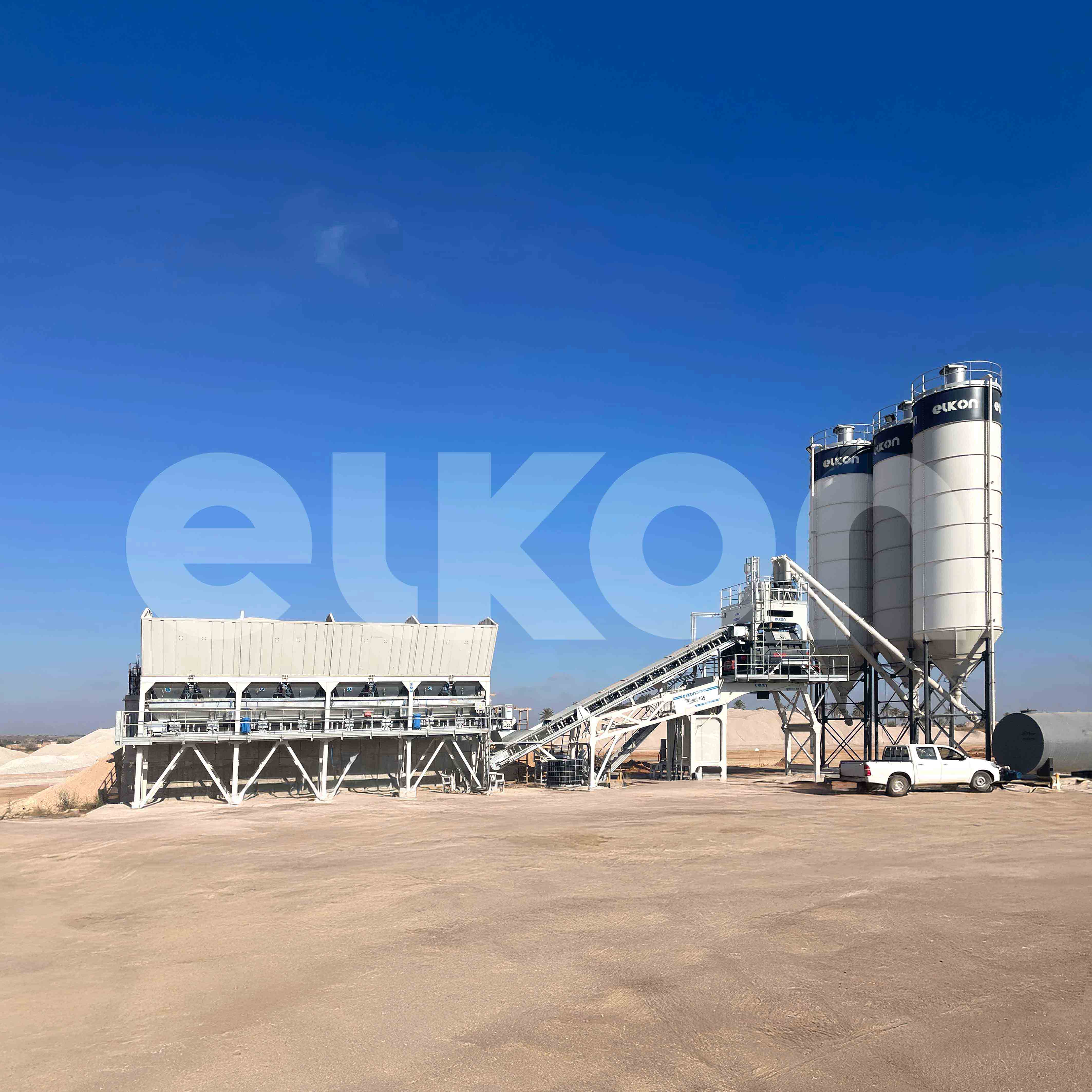 توسيع مطار مصراتة بواسطة ELKON ELKOMIX-135 QUICK MASTER