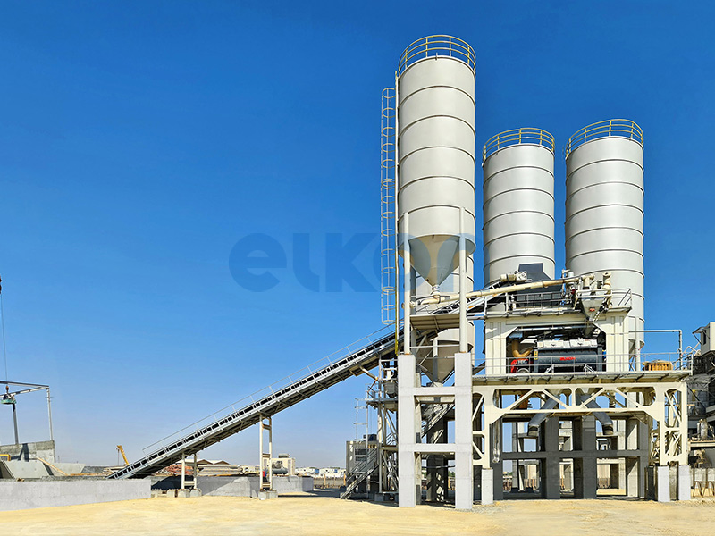Die stationäre Betonmischanlage ELKOMIX-200 nach Kuwait